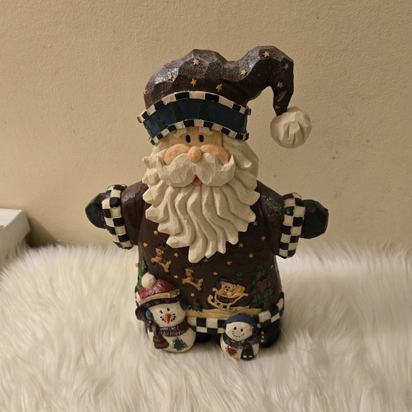 Santa Claus Figurine with Snowmen and Reindeers. - Picture 2 of 9